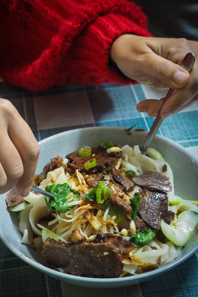 North-West-China-3-Noodles-by-Xin-Jiang-Hand-Made-Noodle.jpg